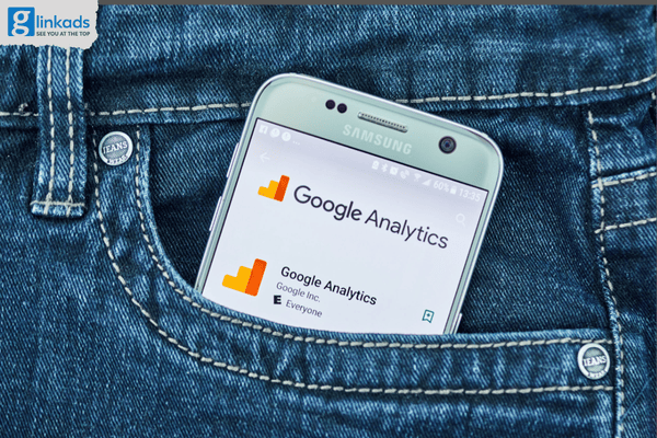 Google Analytics 2025 – AI phân tích hành vi khách hàng thông minh hơn
